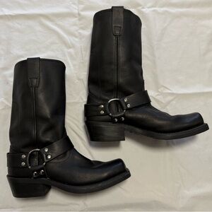 Mens DURANGO 11” harness boots sz 9